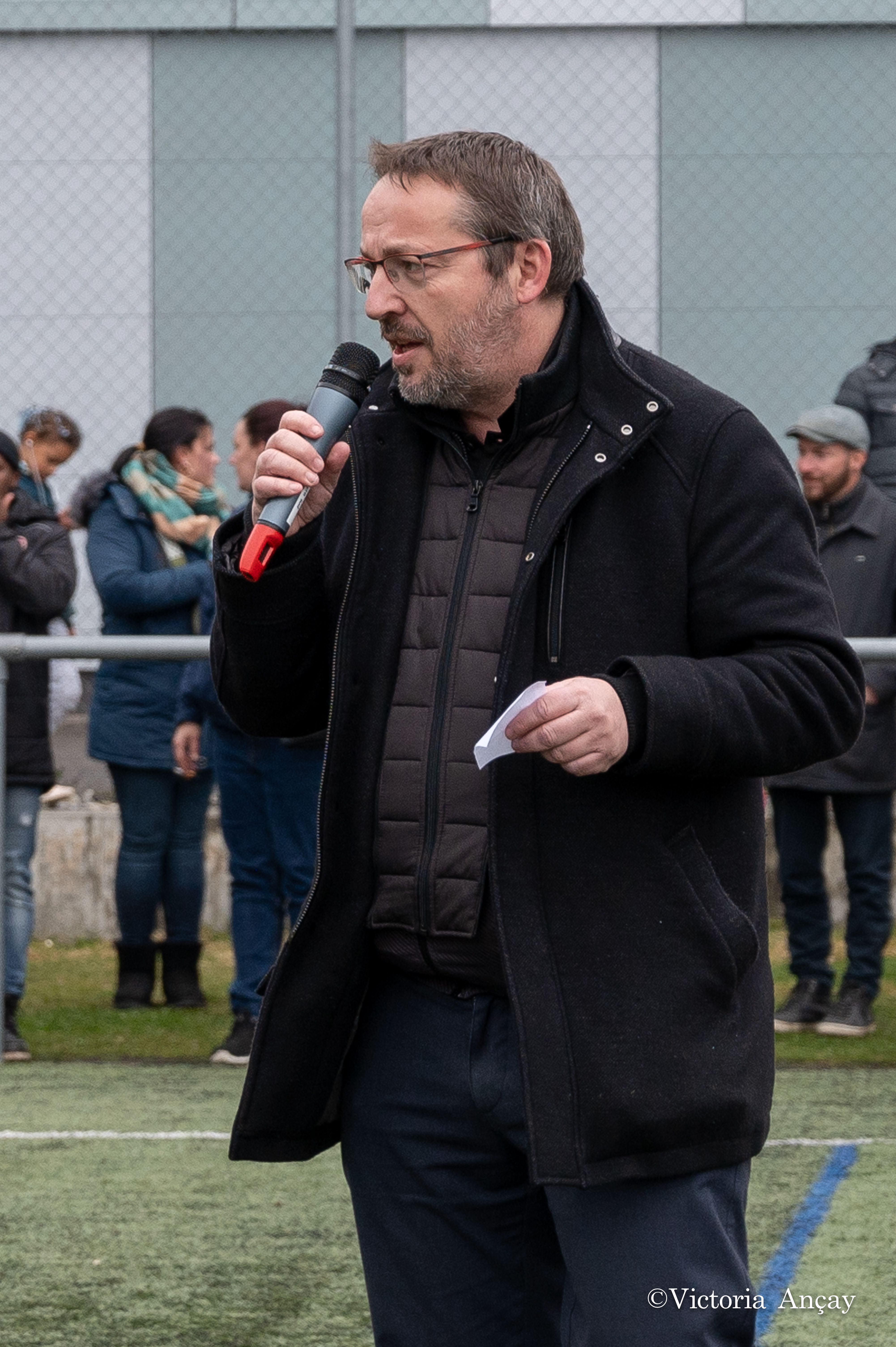 233.jpg